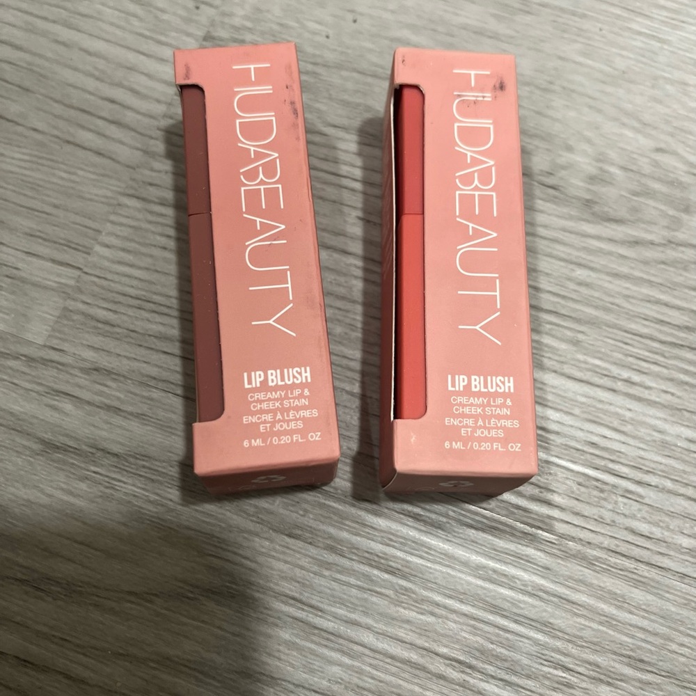 HUDA BEAUTY Lip Blush bundle